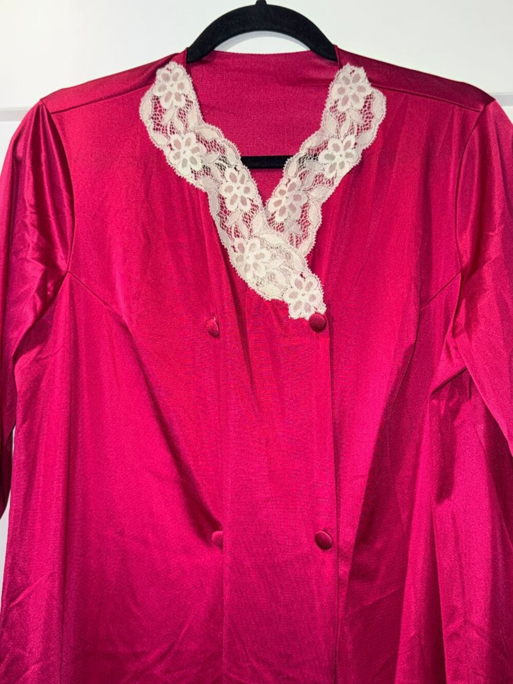 Vintage Vanity Fair Lightweight Flowy Burgundy Nylon Flowy Robe w/ Lace